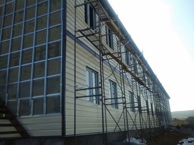 Строительство казармы на полигоне в Таразе с использованием ЛСТК